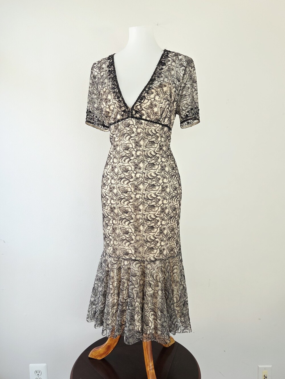 Badgley Mischka Beaded Lace Midi flounce dress size 12